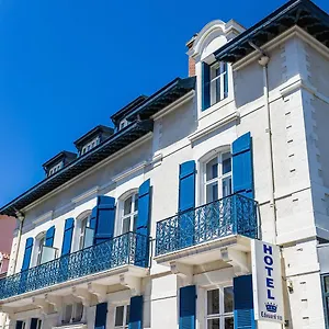 *** Hotel Edouard Vii France